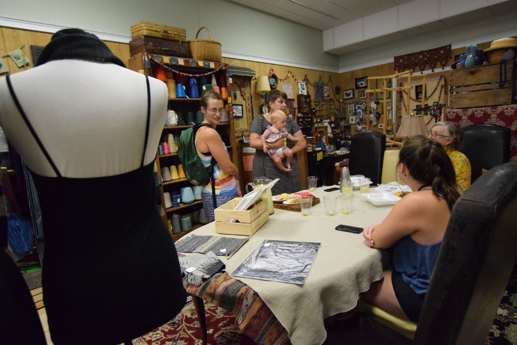 7-2019 art crawl 087 (1024x683).jpg